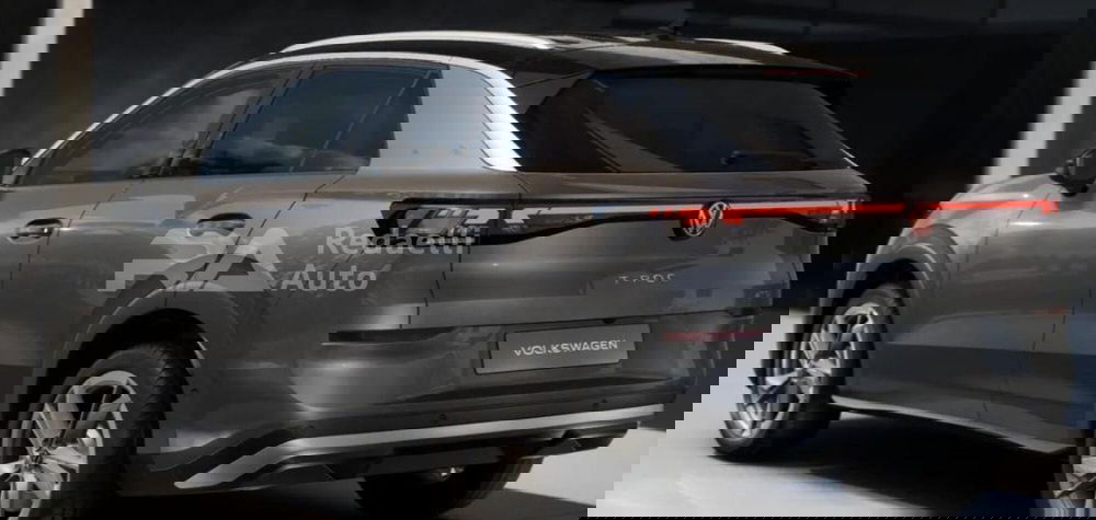 Volkswagen T-Roc nuova a Lecco (3)