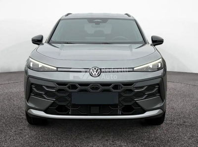 Volkswagen T-Roc 1.5 etsi Style 150cv dsg nuova a Casatenovo