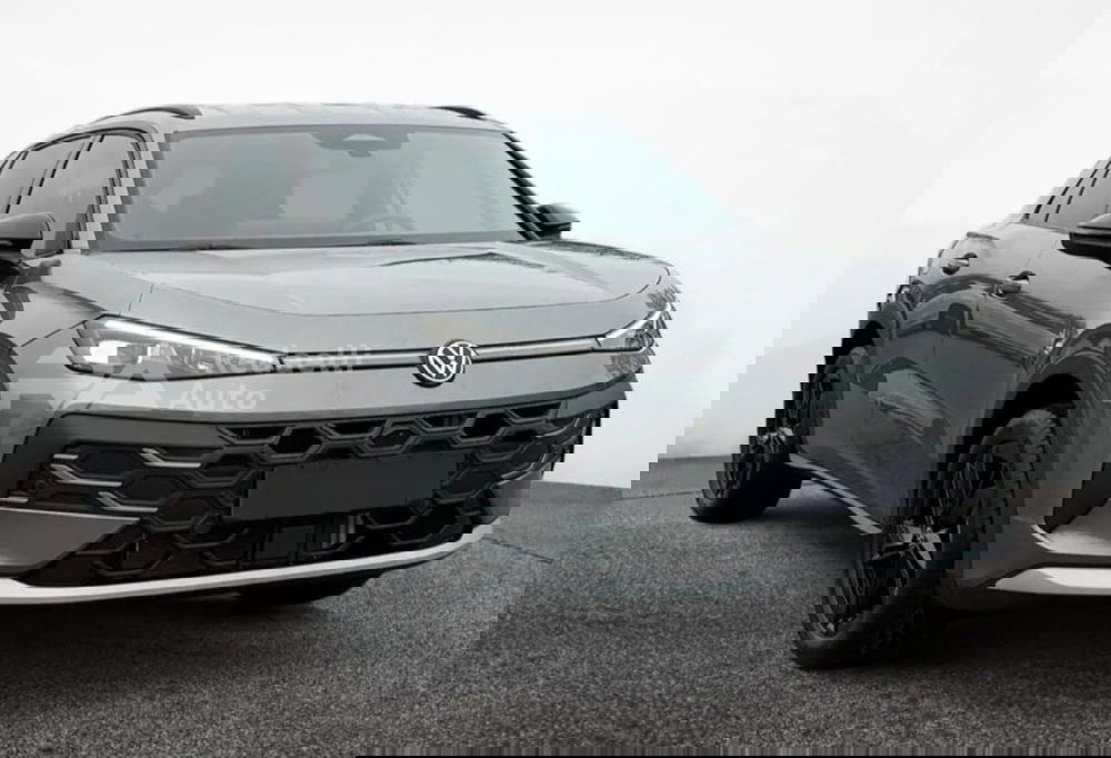 Volkswagen T-Roc nuova a Lecco (6)