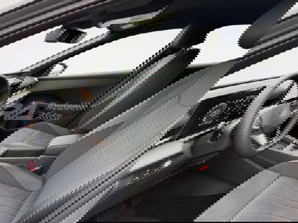 Volkswagen T-Roc nuova a Lecco (7)