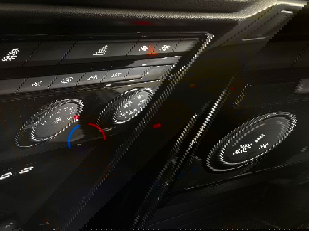 Volkswagen T-Roc usata a Prato (15)