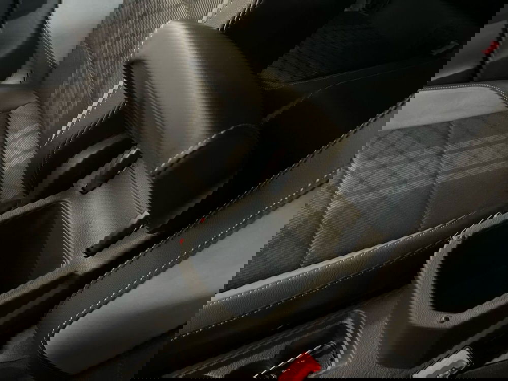 Volkswagen T-Roc usata a Prato (19)