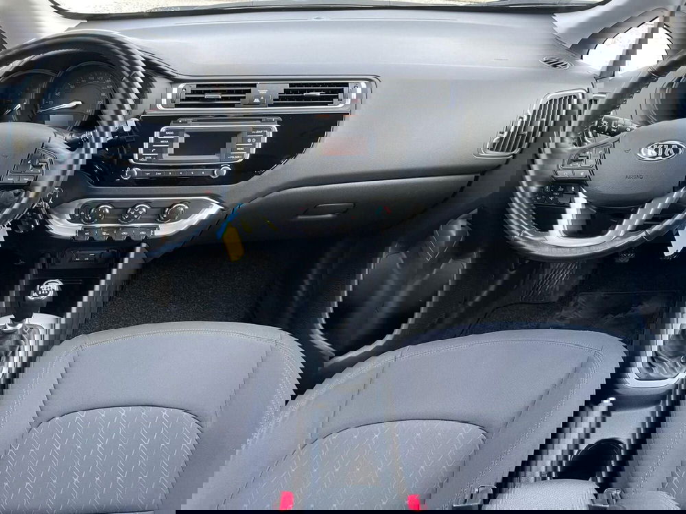 Kia Rio usata a Ancona (10)