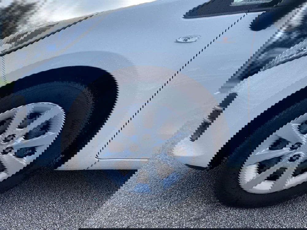 Kia Rio usata a Ancona (19)