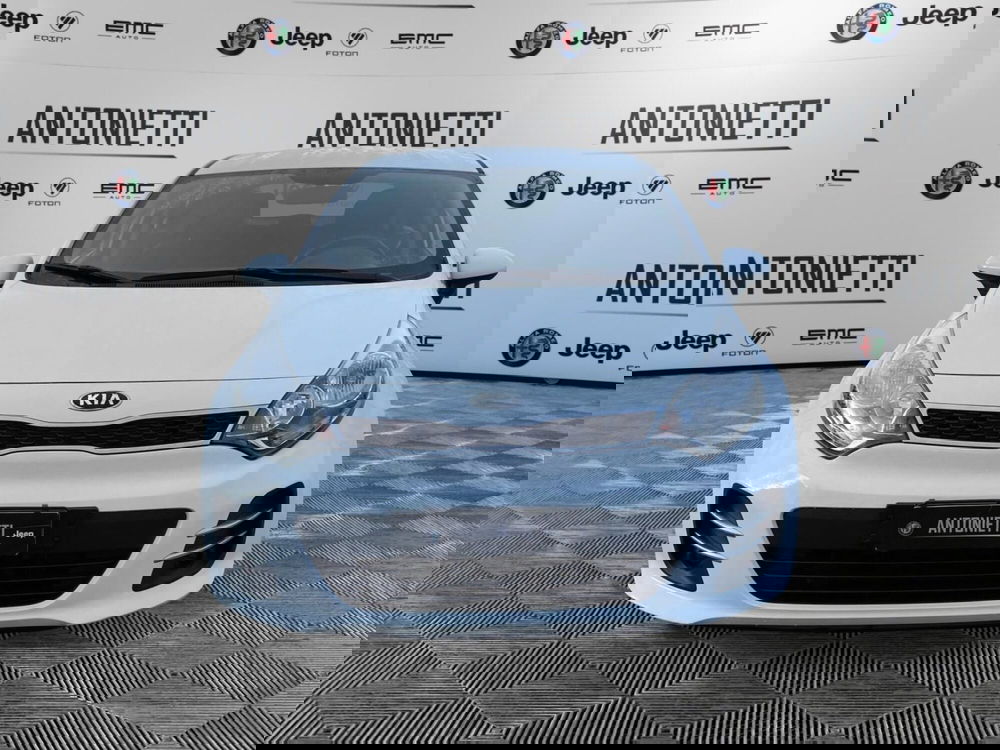 Kia Rio usata a Ancona (2)