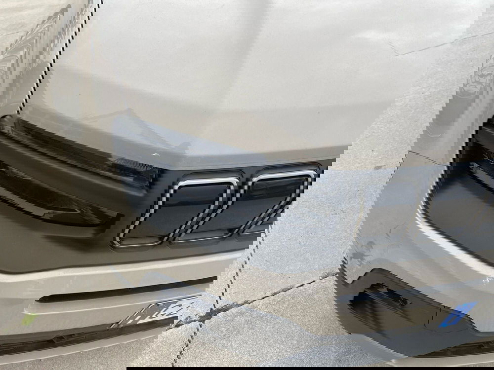 Jeep Avenger nuova a Frosinone (18)