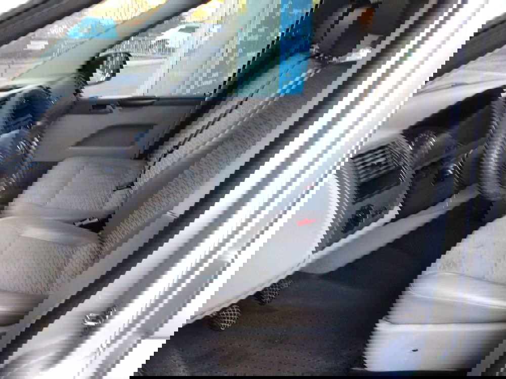 Volkswagen Veicoli Commerciali Transporter Furgone usata a Genova (12)