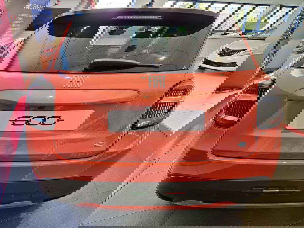 Fiat 600e nuova a Lucca (4)