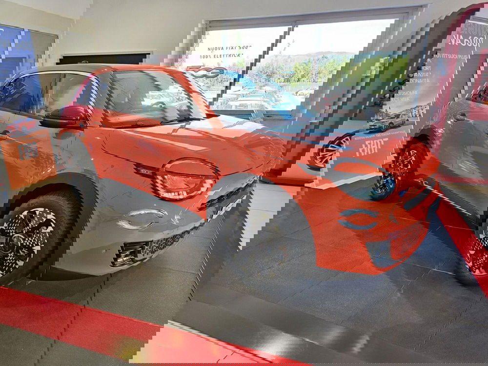 Fiat 600e nuova a Lucca (7)