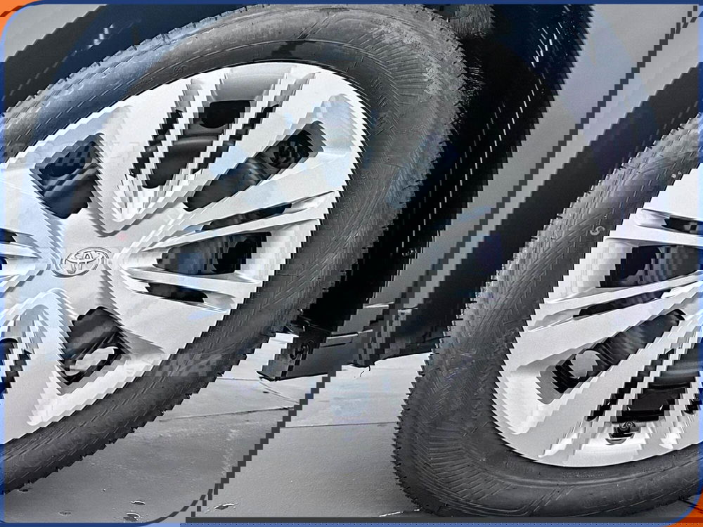 Toyota Aygo X nuova a Milano (7)