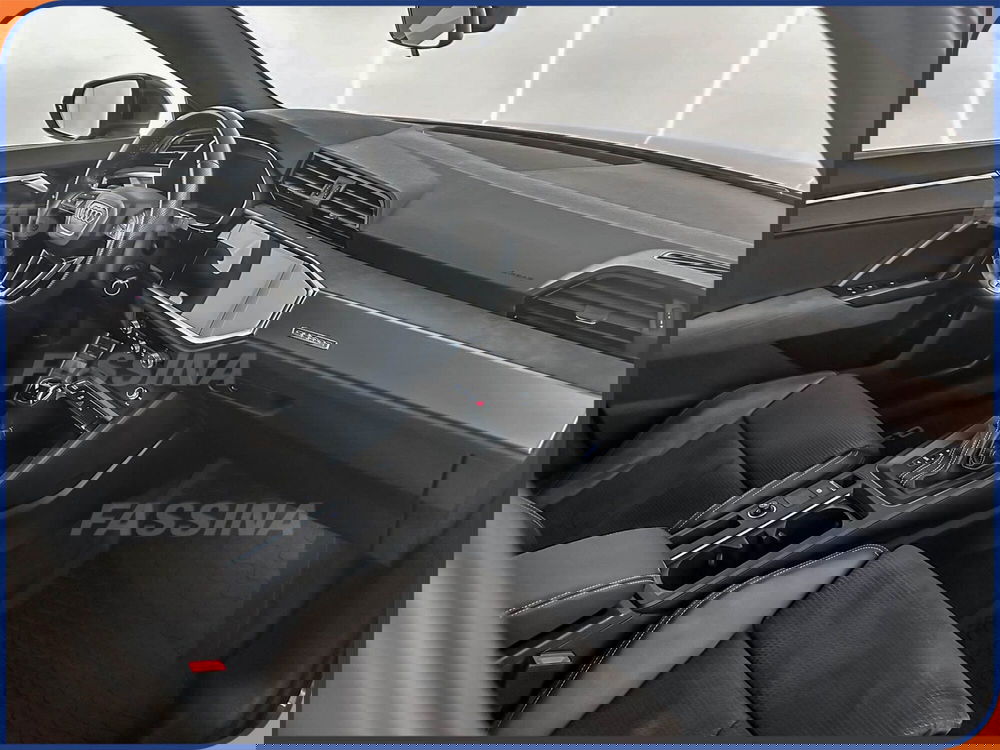 Audi Q3 Sportback usata a Milano (11)