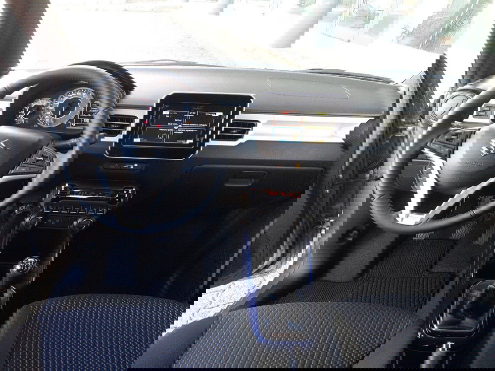 Suzuki Ignis nuova a Parma (11)