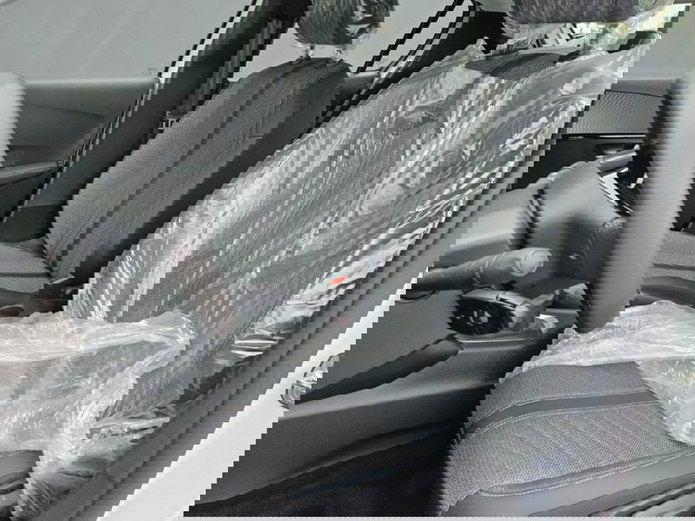 Peugeot 208 nuova a Foggia (12)