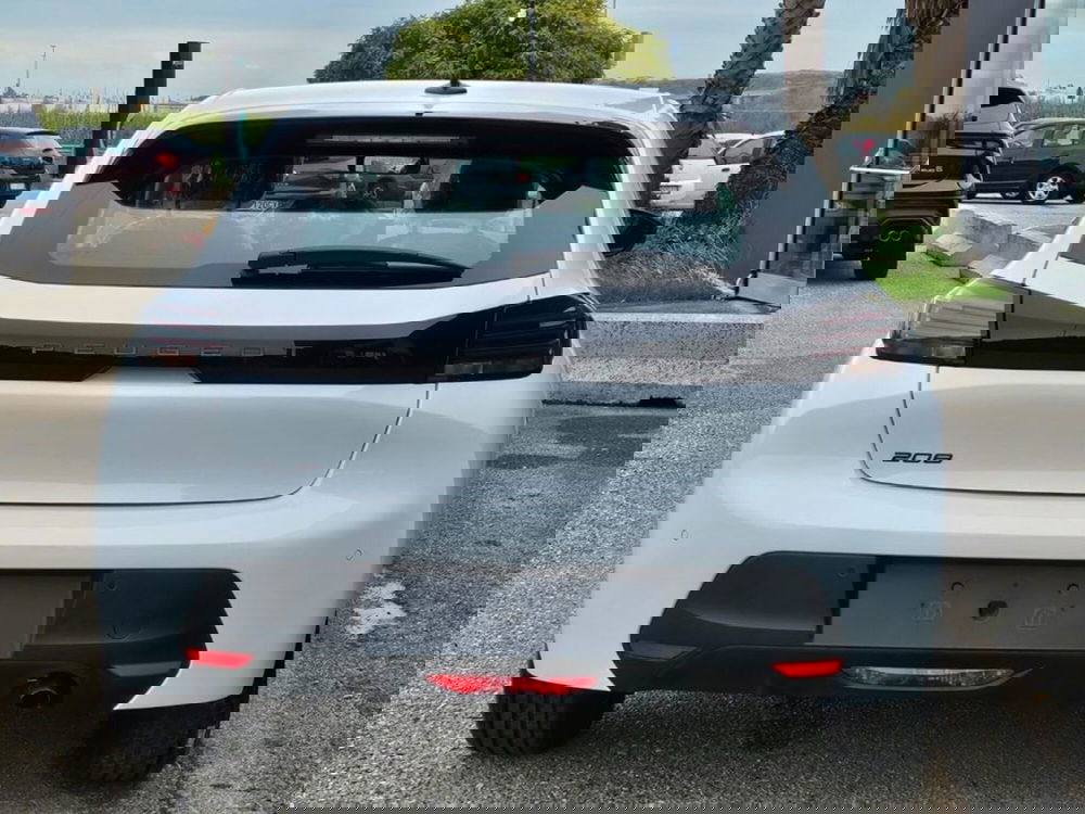 Peugeot 208 nuova a Foggia (4)