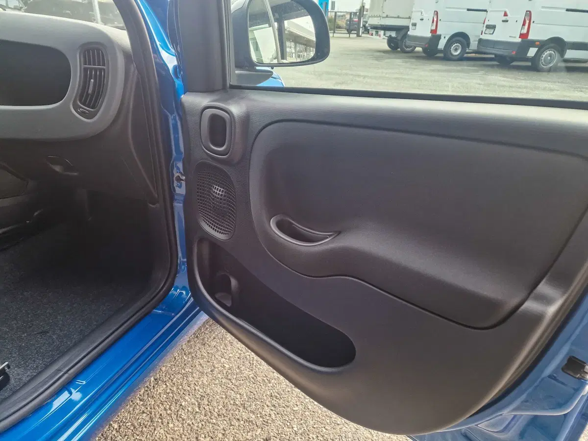 Fiat Pandina nuova a Torino (9)
