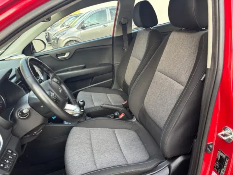 Kia Stonic usata a Reggio Calabria (8)