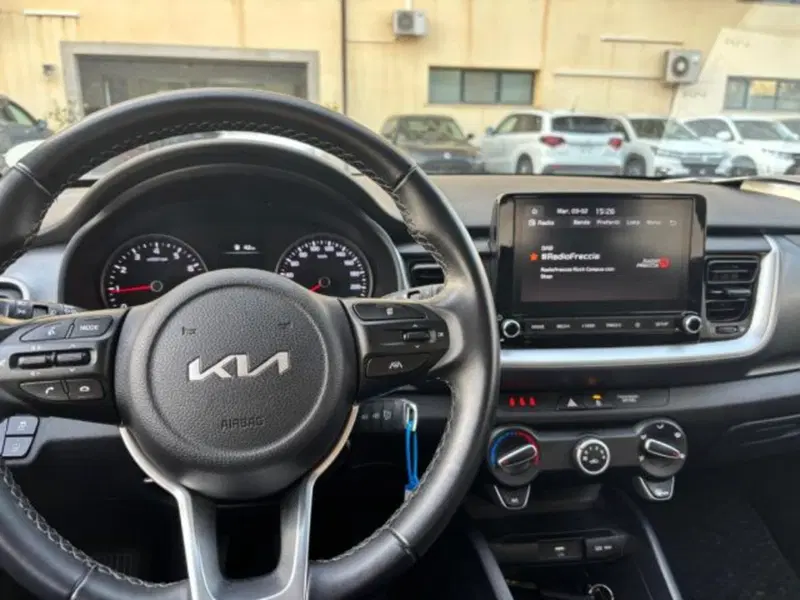 Kia Stonic usata a Reggio Calabria (9)