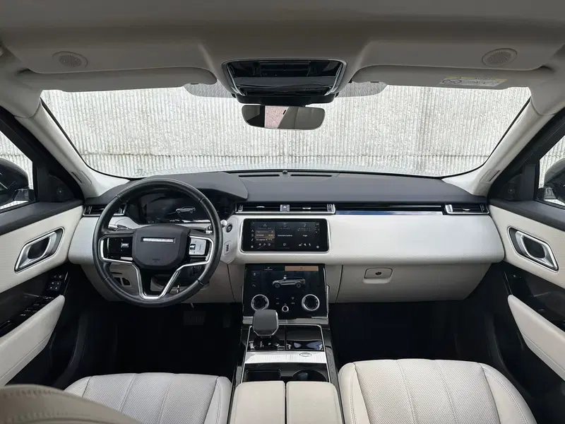 Land Rover Range Rover Velar usata a Salerno (3)