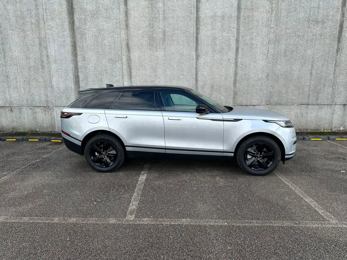 Land Rover Range Rover Velar usata a Salerno (6)