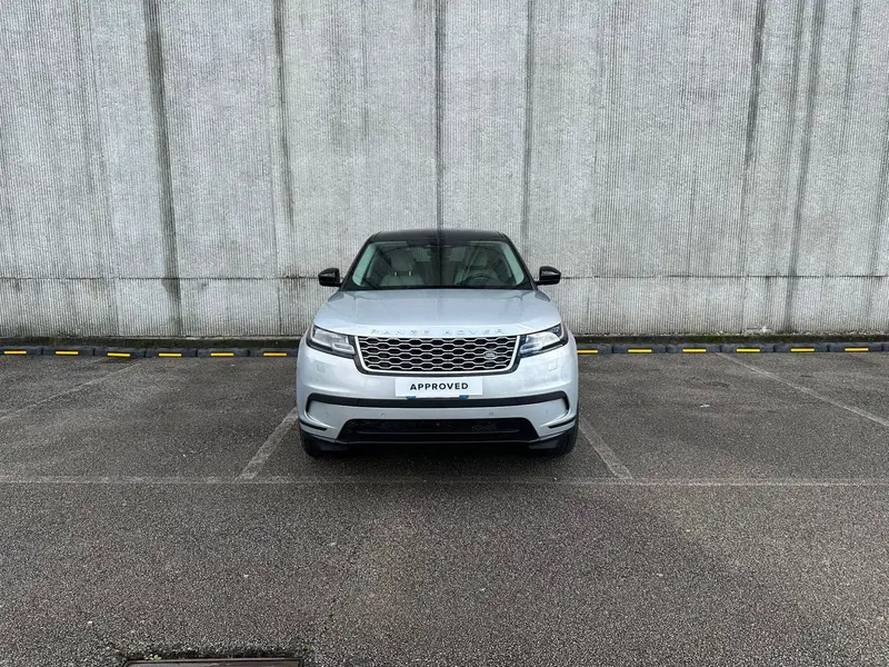 Land Rover Range Rover Velar usata a Salerno (8)
