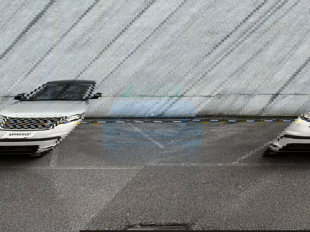 Land Rover Range Rover Velar usata a Salerno (8)