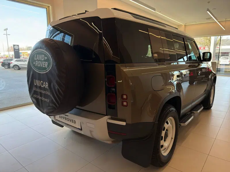 Land Rover Defender usata a Alessandria (2)