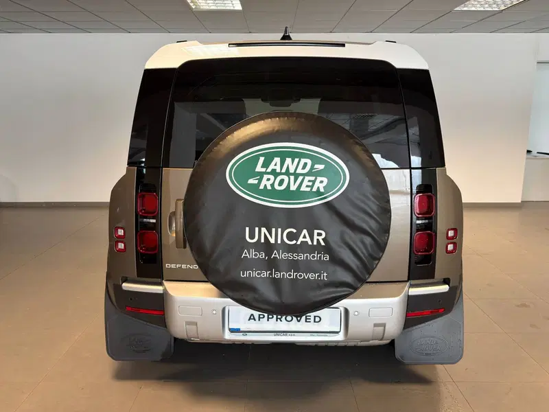 Land Rover Defender usata a Alessandria (7)