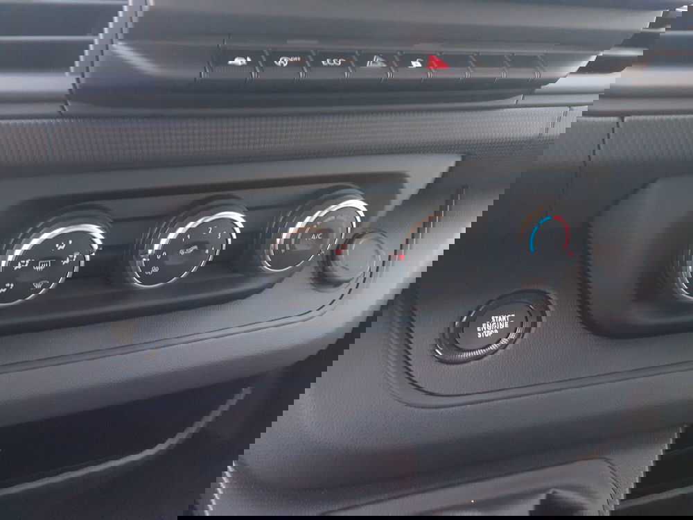 Nissan Primastar Furgone nuova a Modena (10)