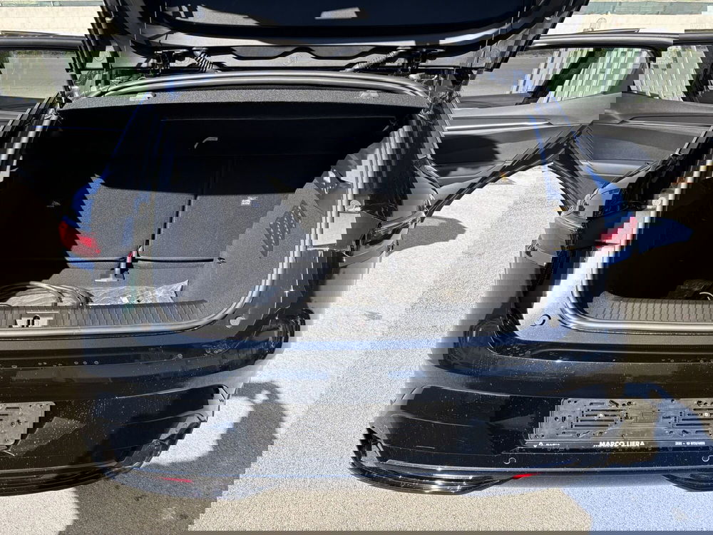 Renault Megane E-Tech Electric nuova a Ancona (12)