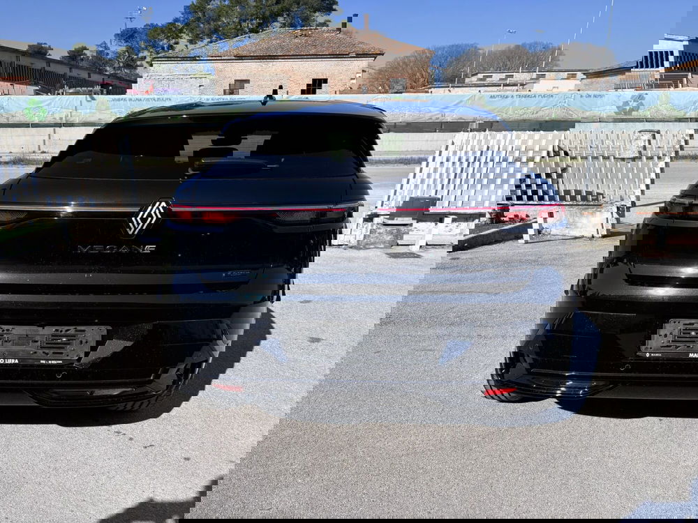 Renault Megane E-Tech Electric nuova a Ancona (6)