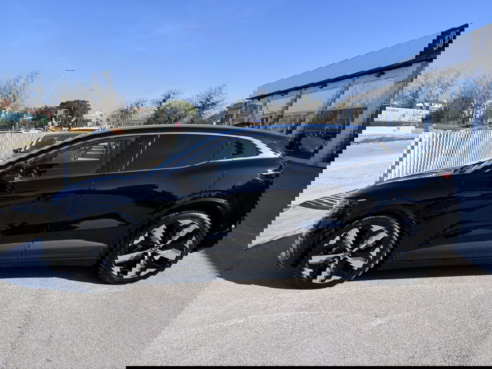 Renault Megane E-Tech Electric nuova a Ancona (8)