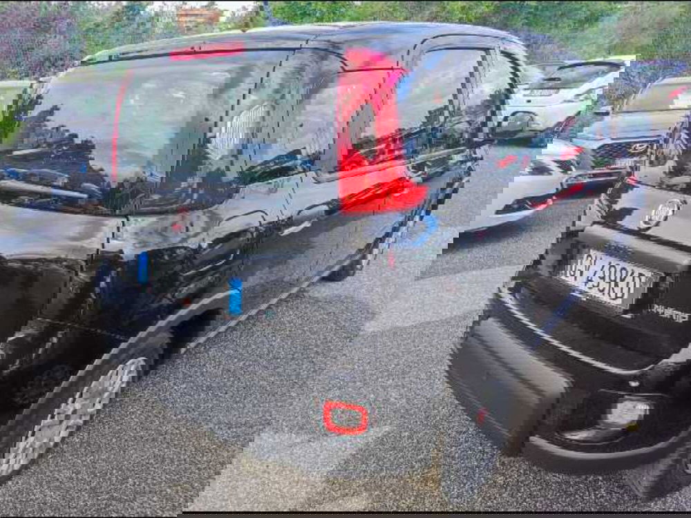 Fiat Panda Cross nuova a Roma (3)