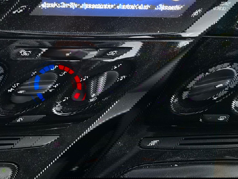 Lancia Ypsilon usata a Roma (17)