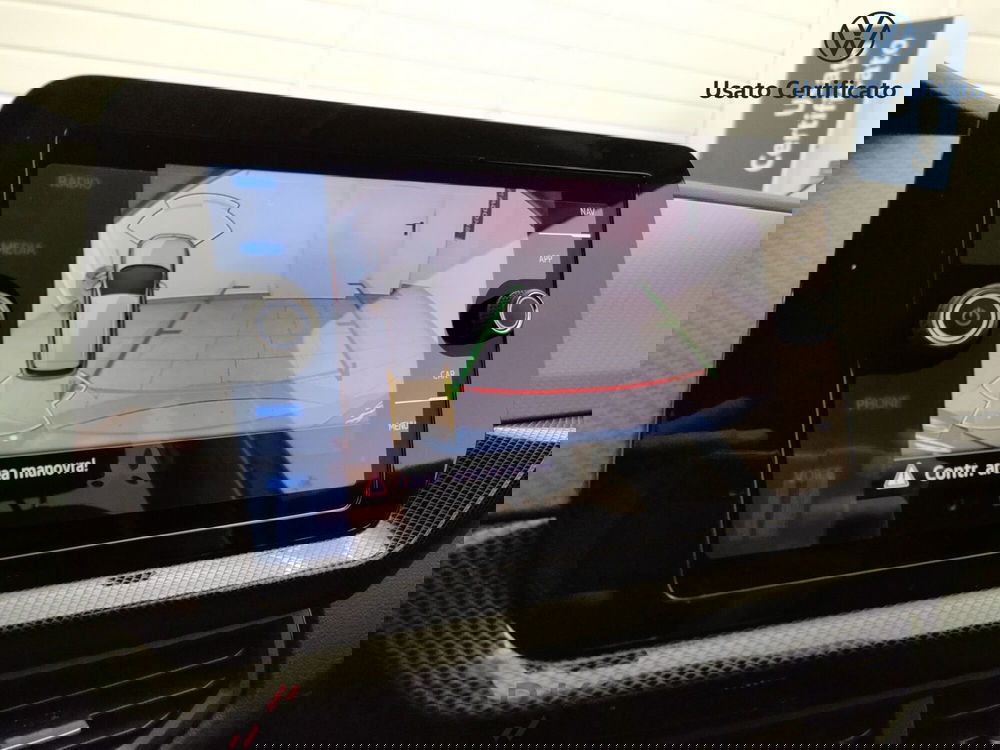 Volkswagen T-Cross nuova a Varese (15)