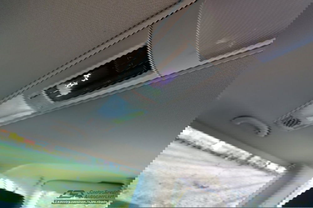 Volkswagen Veicoli Commerciali Caravelle usata a Bologna (11)