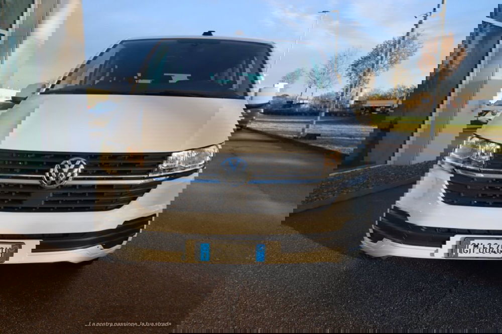 Volkswagen Veicoli Commerciali Caravelle usata a Bologna (2)