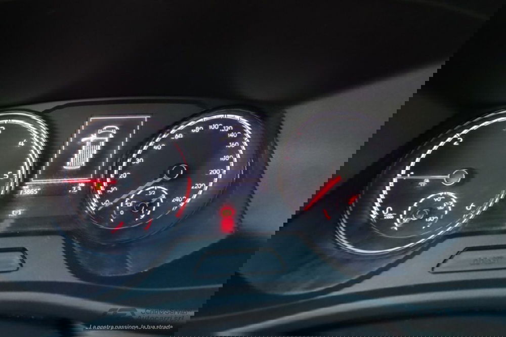 Volkswagen Veicoli Commerciali Caravelle usata a Bologna (7)