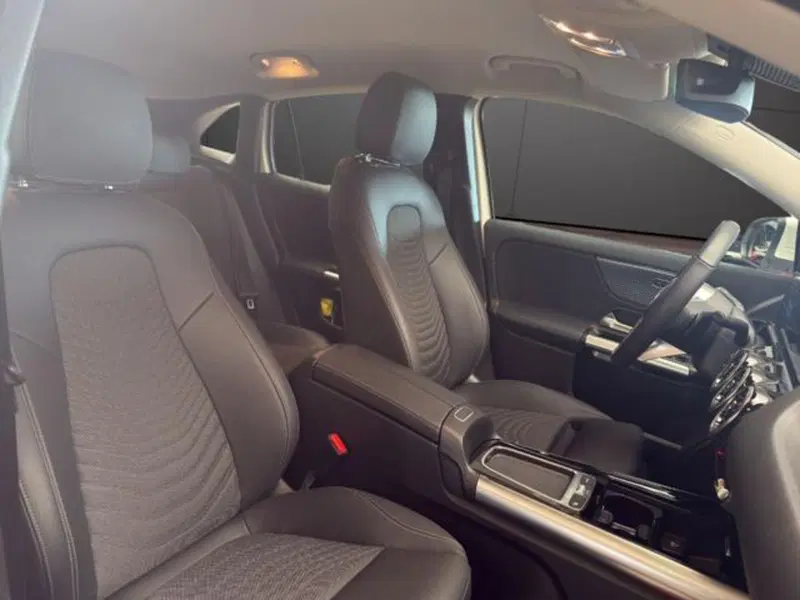 Mercedes-Benz GLA SUV usata a Milano (17)