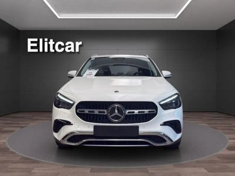 Mercedes-Benz GLA SUV usata a Milano (3)