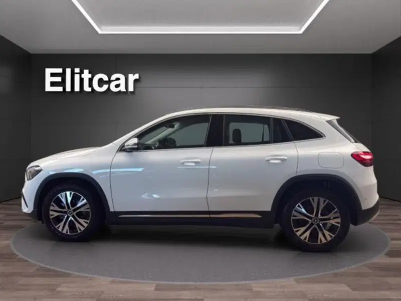 Mercedes-Benz GLA SUV usata a Milano (6)