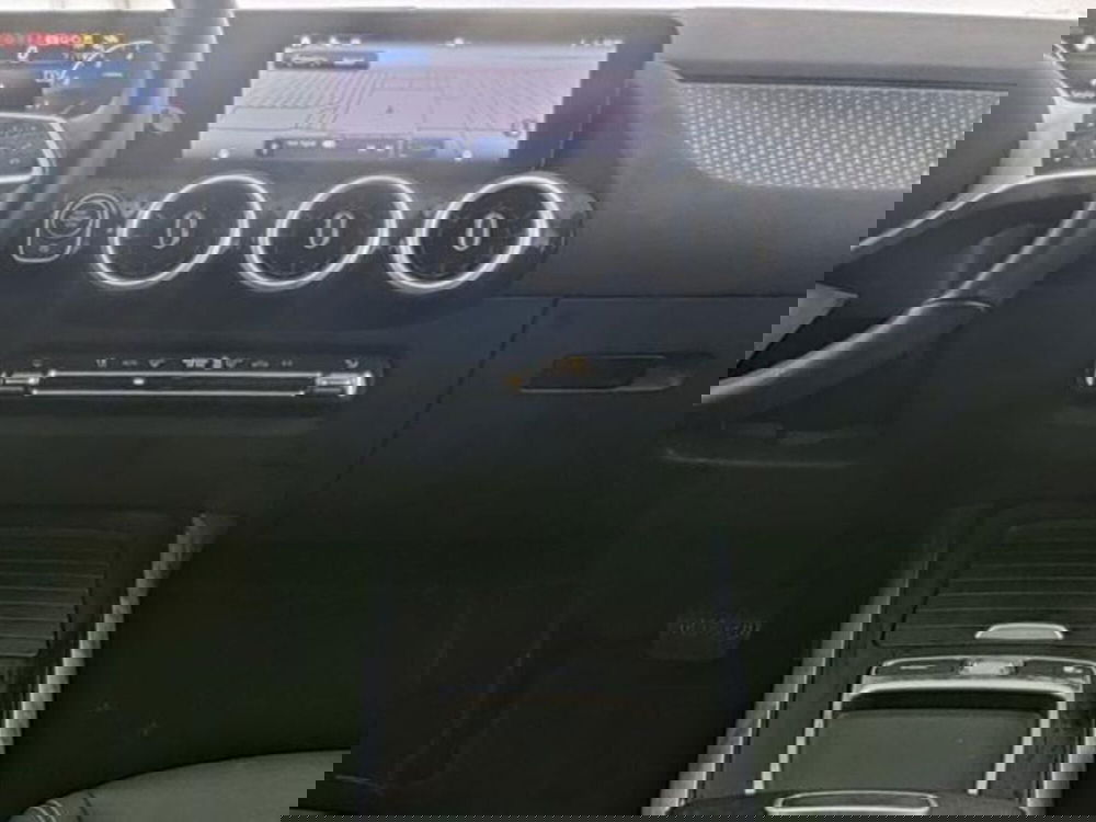 Mercedes-Benz GLA SUV usata a Milano (6)