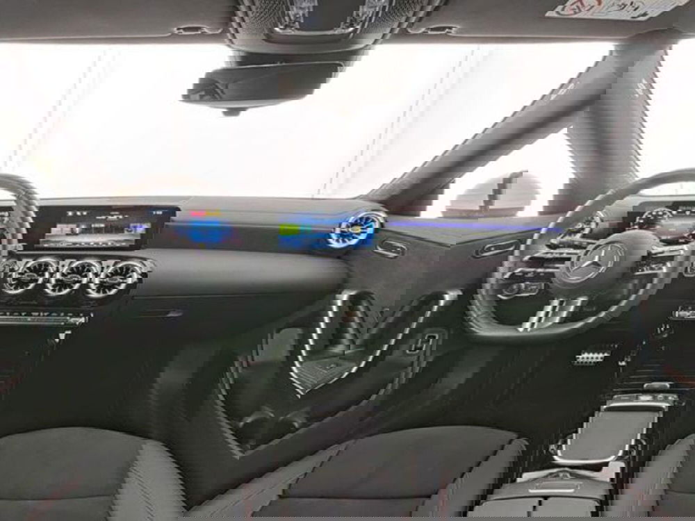 Mercedes-Benz CLA Shooting Brake usata a Milano (4)