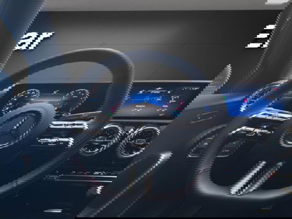 Mercedes-Benz Classe A Sedan usata a Milano (11)