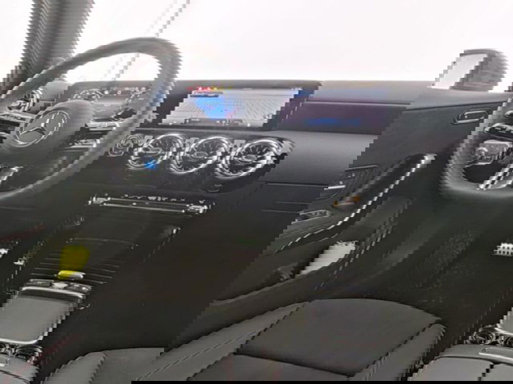 Mercedes-Benz Classe A Sedan usata a Milano (5)