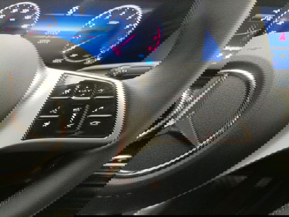 Mercedes-Benz GLA SUV usata a Milano (12)