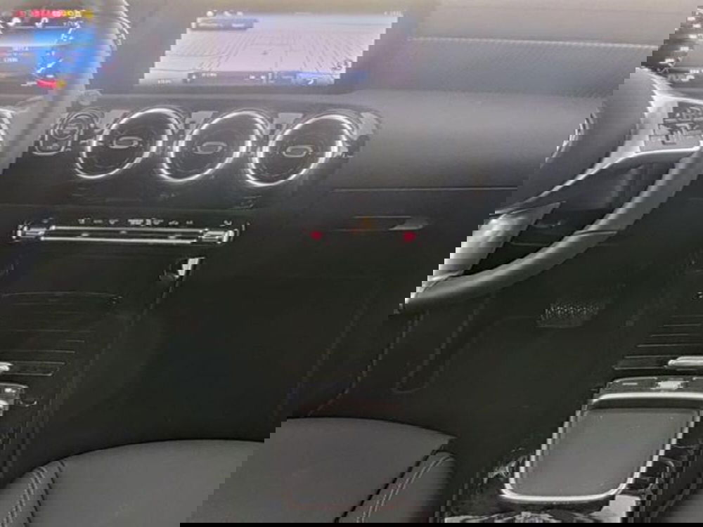 Mercedes-Benz CLA usata a Milano (7)