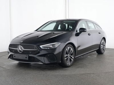Mercedes-Benz CLA Shooting Brake 180 Advanced auto del 2024 usata a Magenta