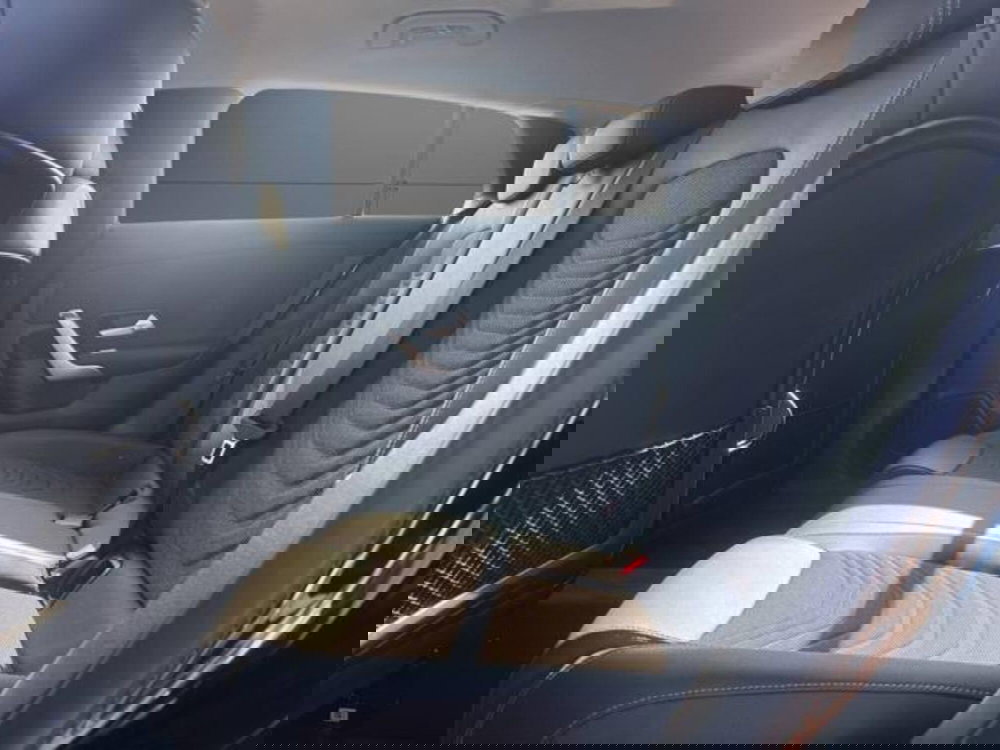 Mercedes-Benz CLA Shooting Brake usata a Milano (11)