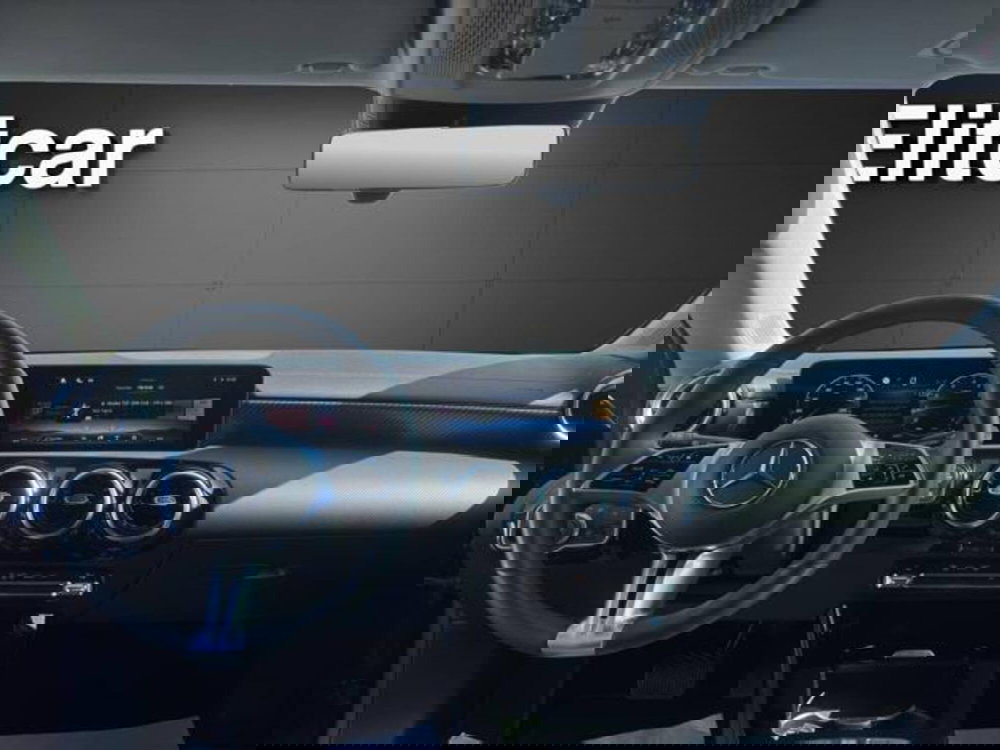 Mercedes-Benz CLA Shooting Brake usata a Milano (14)