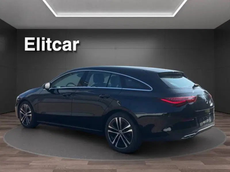 Mercedes-Benz CLA Shooting Brake usata a Milano (4)